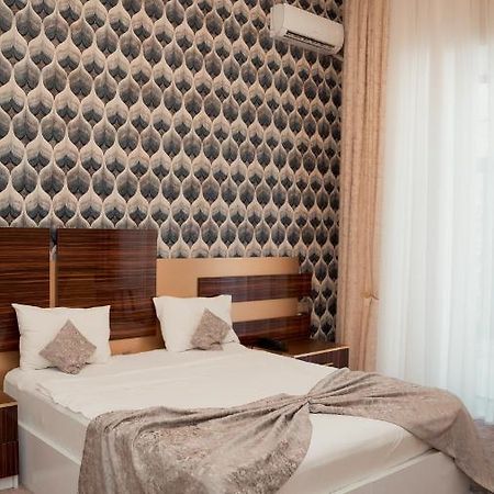 Dionis Baku Hotel エクステリア 写真